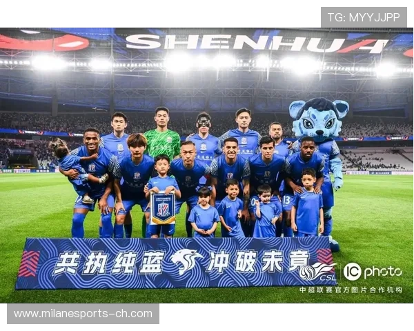 “足协公布2025年度最佳球员名单”，足坛20年最佳